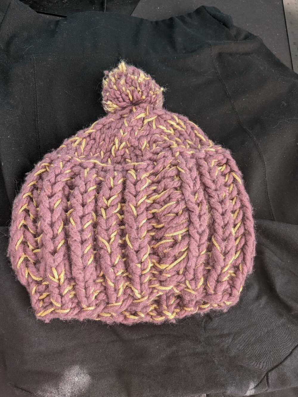 Candela NYC Purple Plum Gold Metallic Chunky Wool Ribbed Pom Pom Beanie Hat Rare